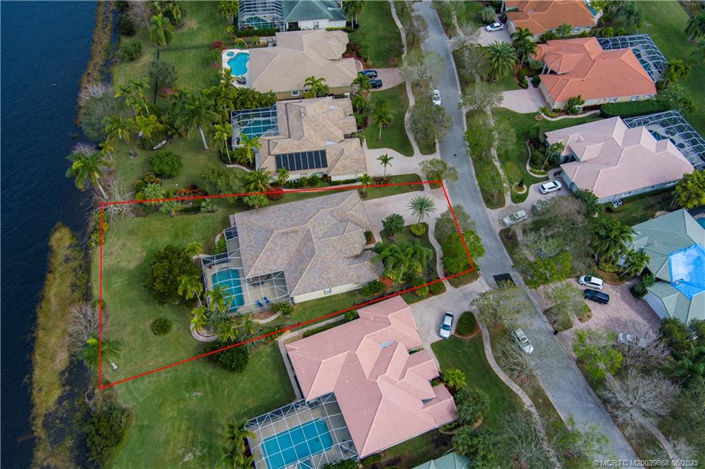 2277 SW Dove Canyon Way