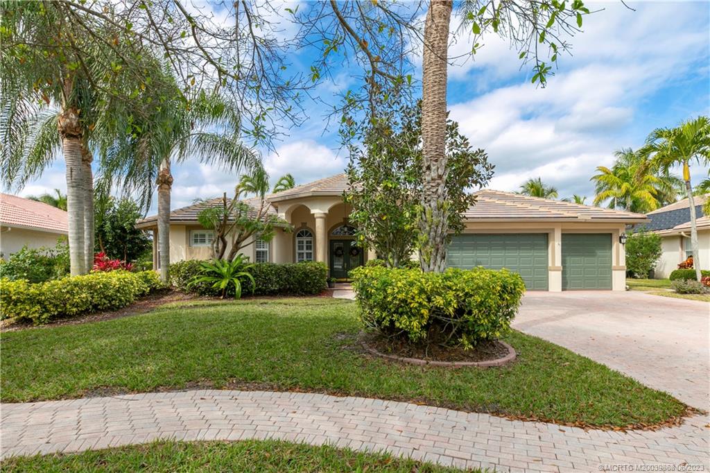 2277 SW Dove Canyon Way