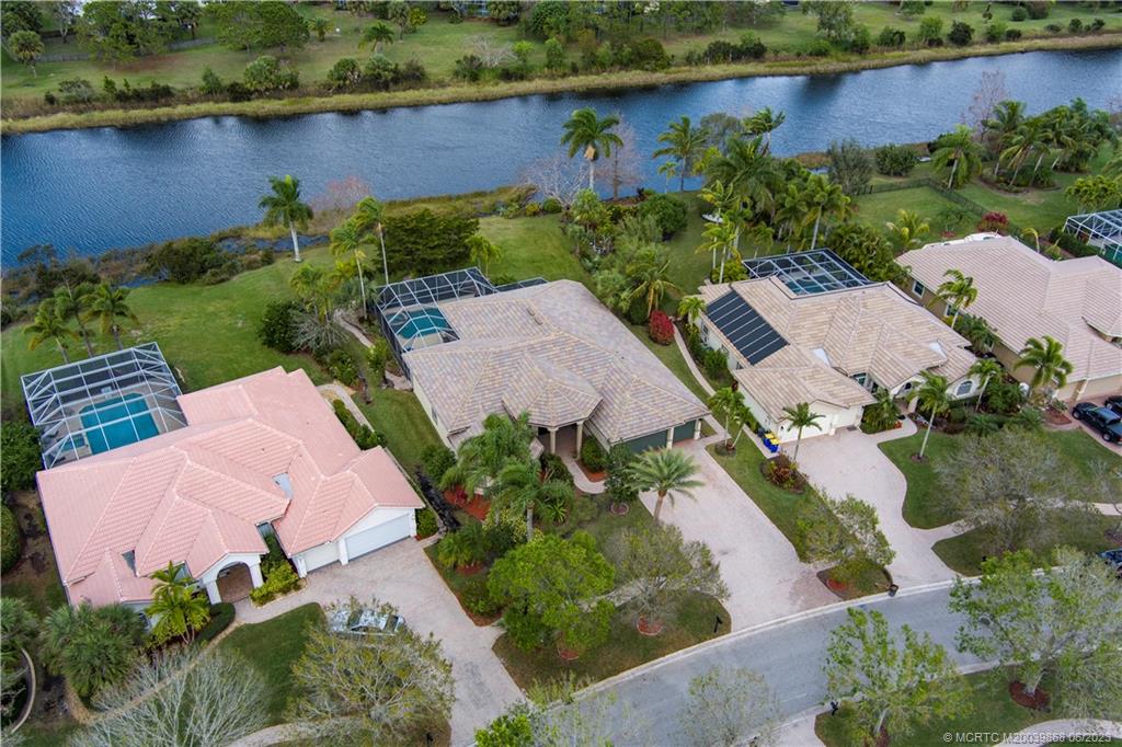 2277 SW Dove Canyon Way