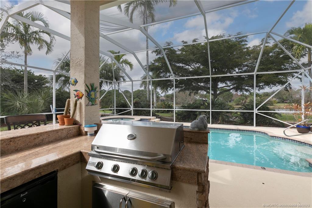 2277 SW Dove Canyon Way