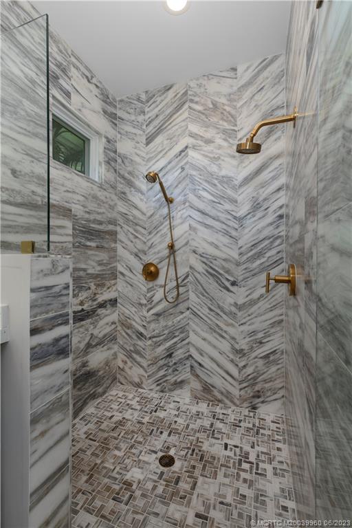 4203 SE Honey Hill Lane