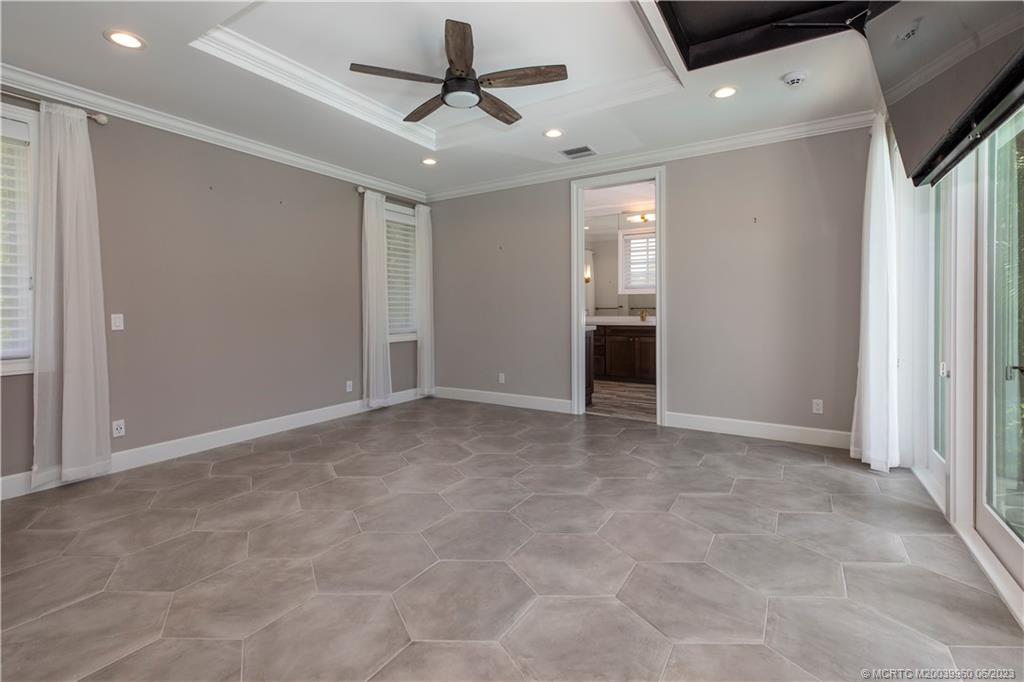 4203 SE Honey Hill Lane