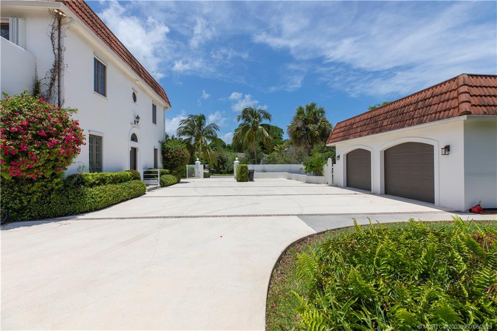 4203 SE Honey Hill Lane