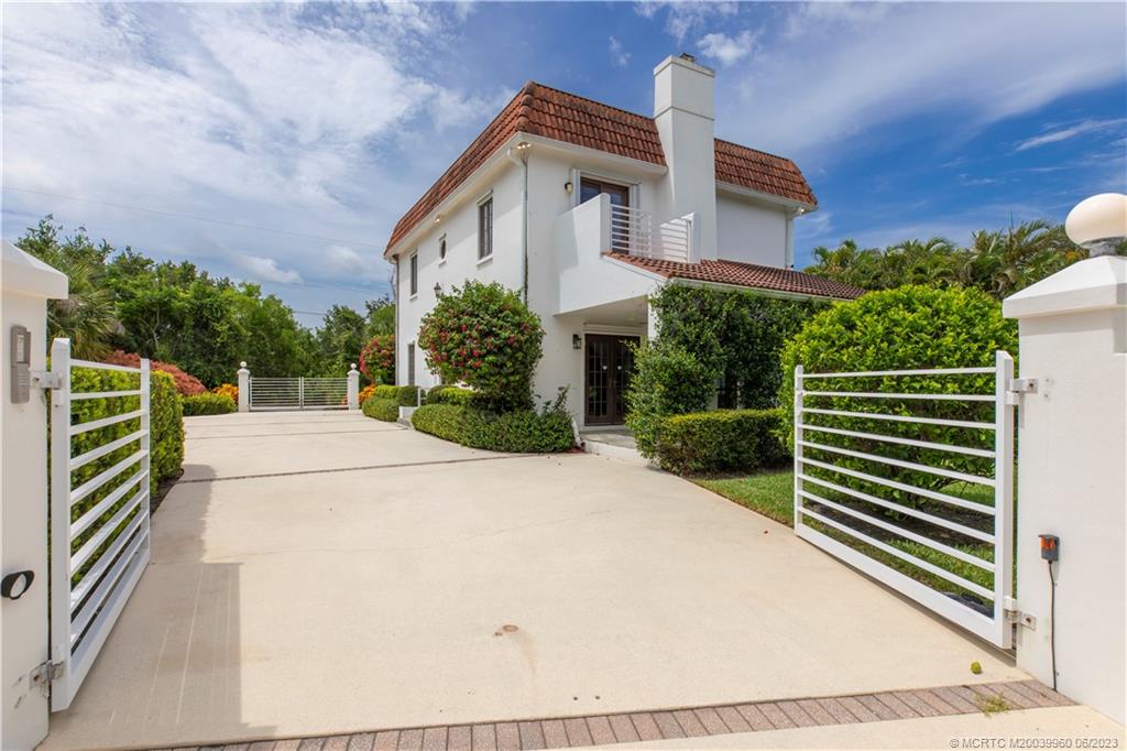 4203 SE Honey Hill Lane