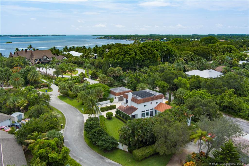 4203 SE Honey Hill Lane