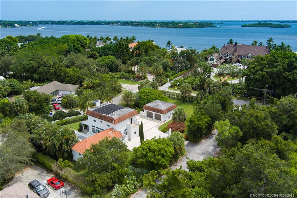 4203 SE Honey Hill Lane