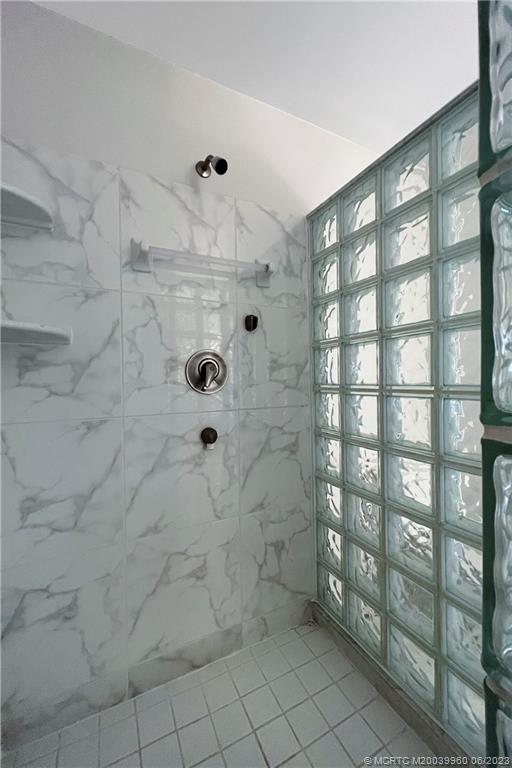 4203 SE Honey Hill Lane