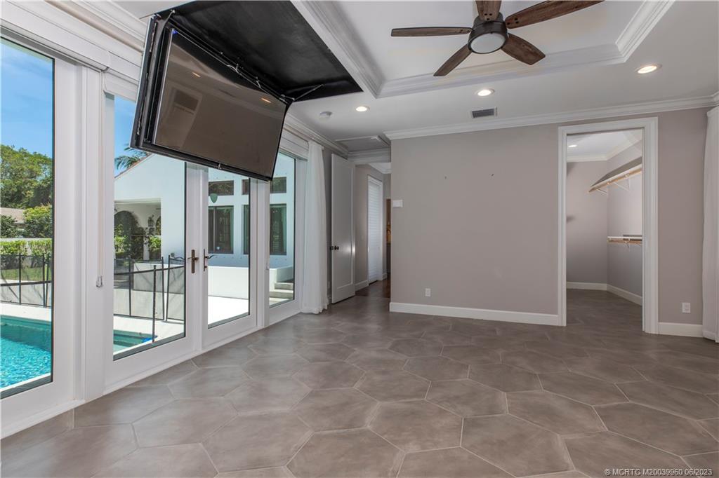 4203 SE Honey Hill Lane