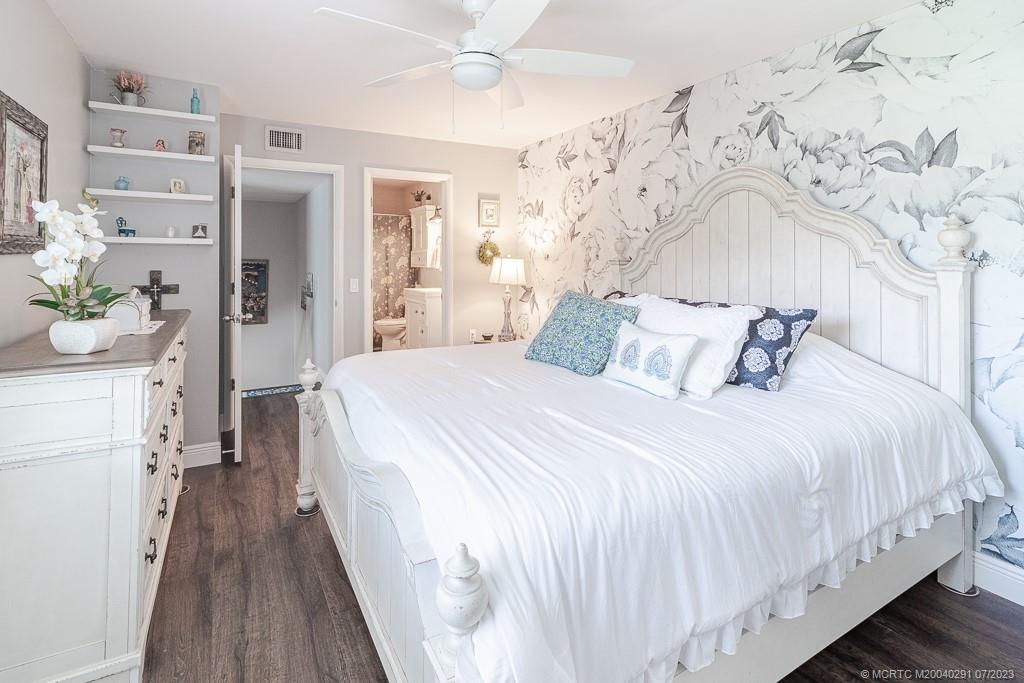 3373 SW Sunset Trace Circle