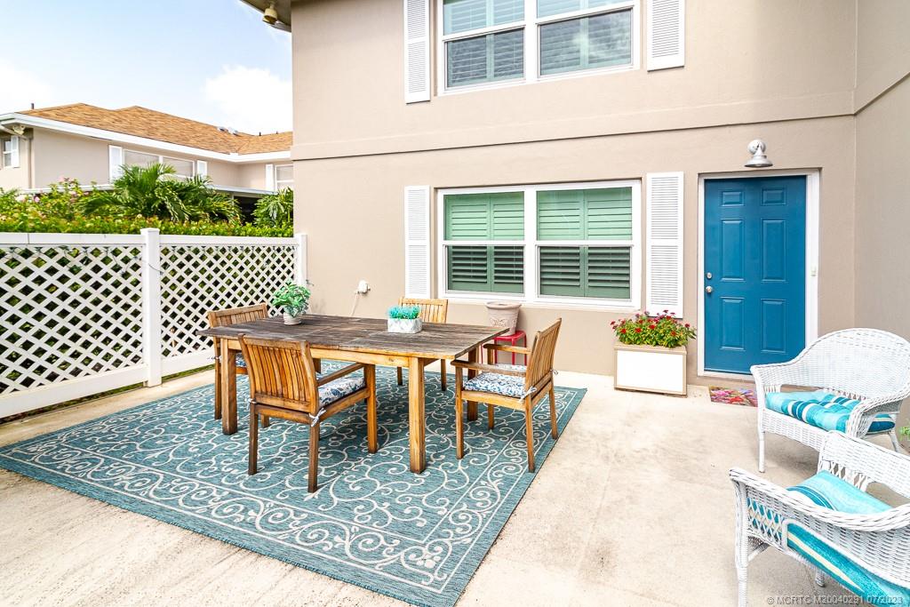 3373 SW Sunset Trace Circle