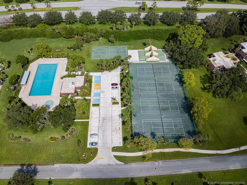 3373 SW Sunset Trace Circle