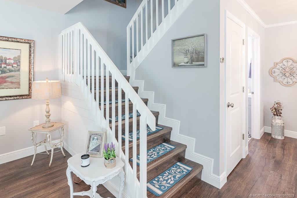 3373 SW Sunset Trace Circle