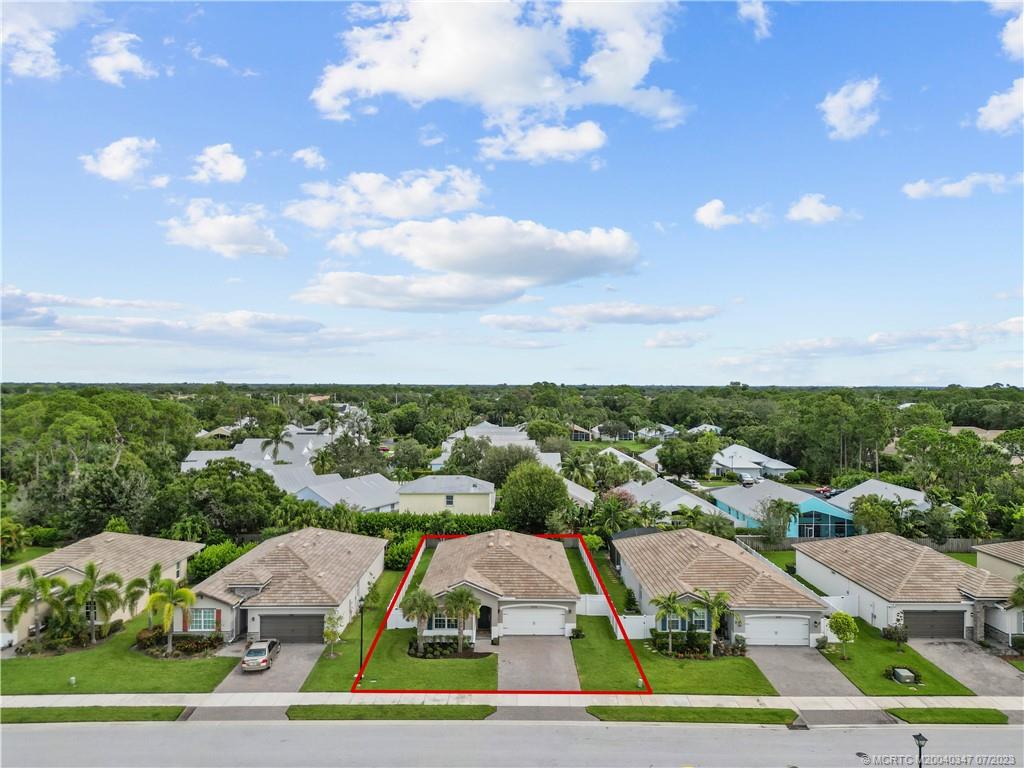 2375 SW Strawberry Terrace