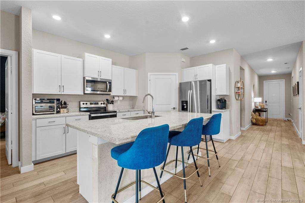 2375 SW Strawberry Terrace