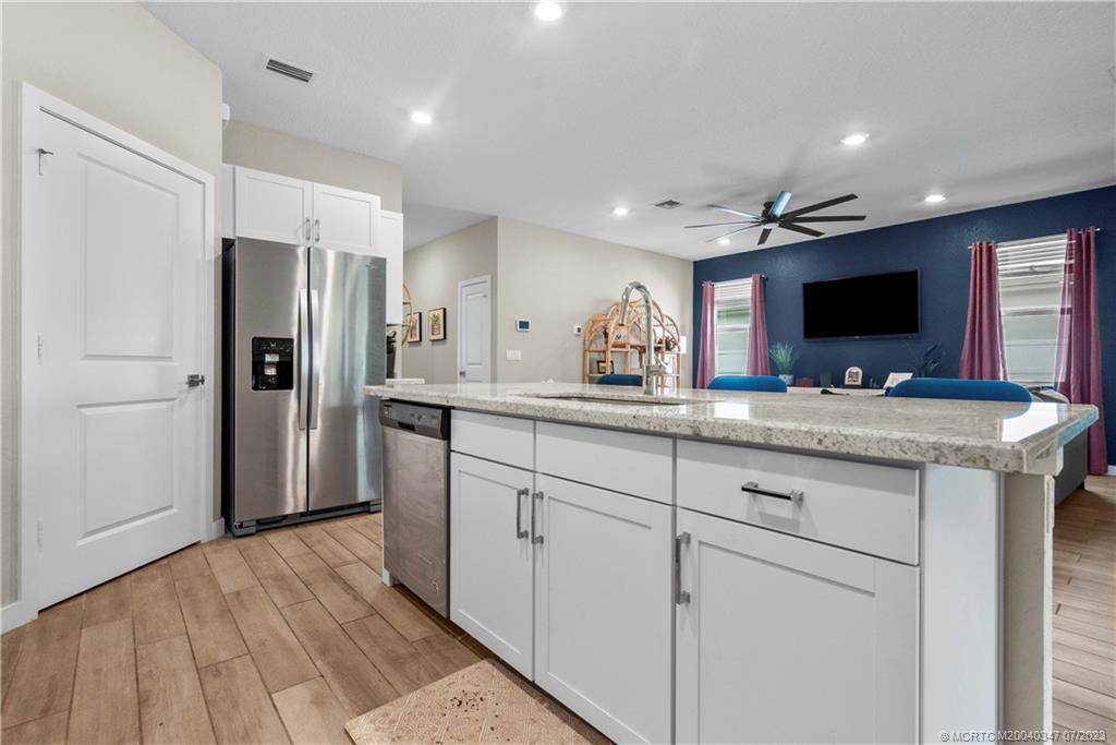 2375 SW Strawberry Terrace