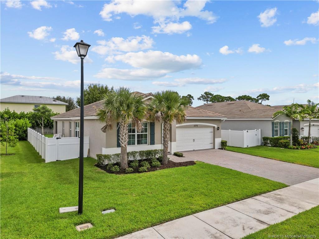 2375 SW Strawberry Terrace