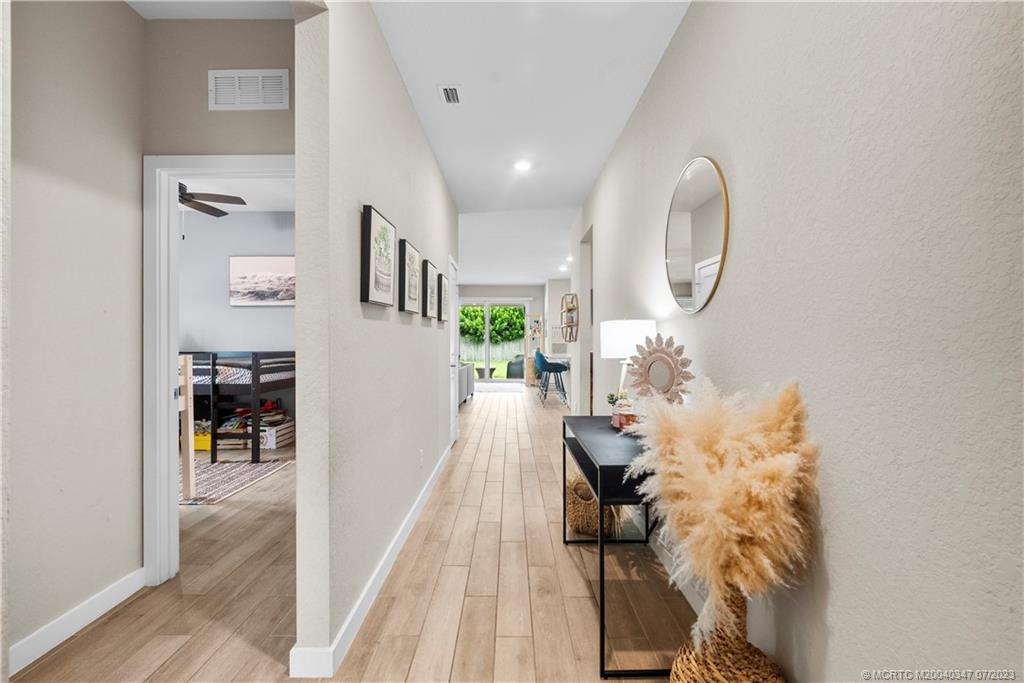 2375 SW Strawberry Terrace