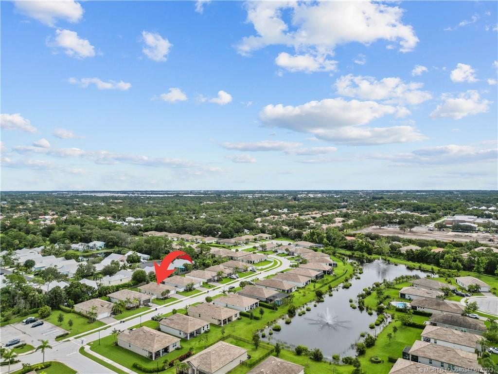 2375 SW Strawberry Terrace