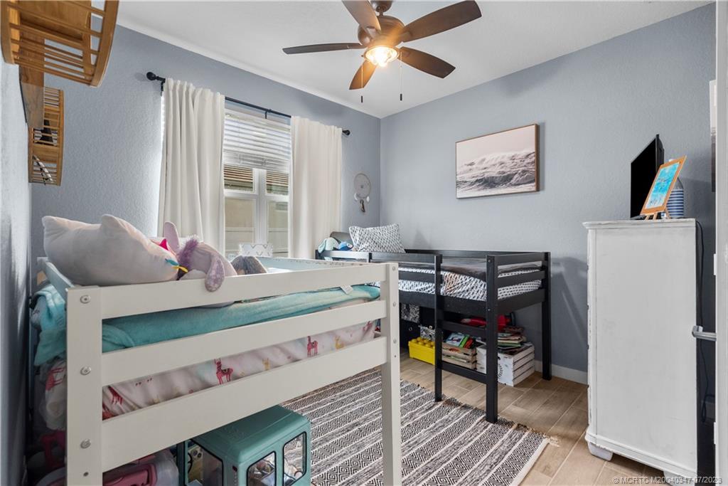 2375 SW Strawberry Terrace