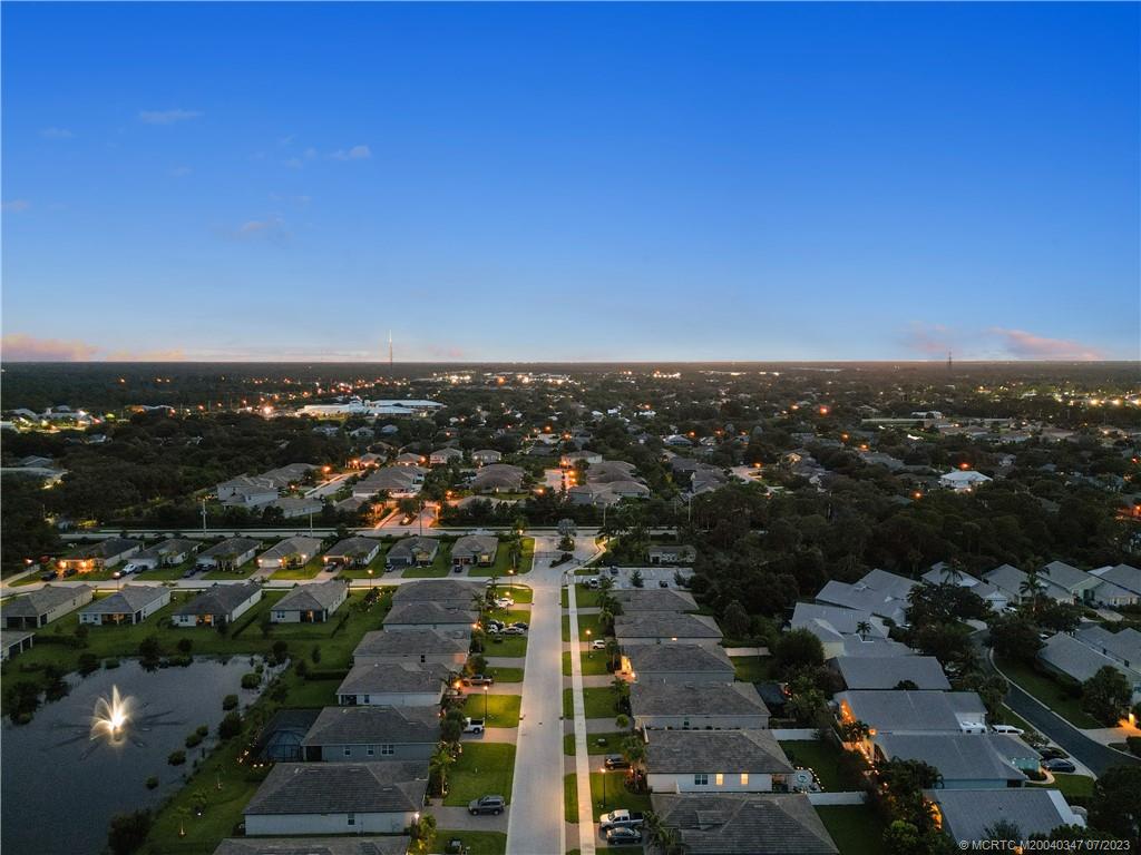 2375 SW Strawberry Terrace