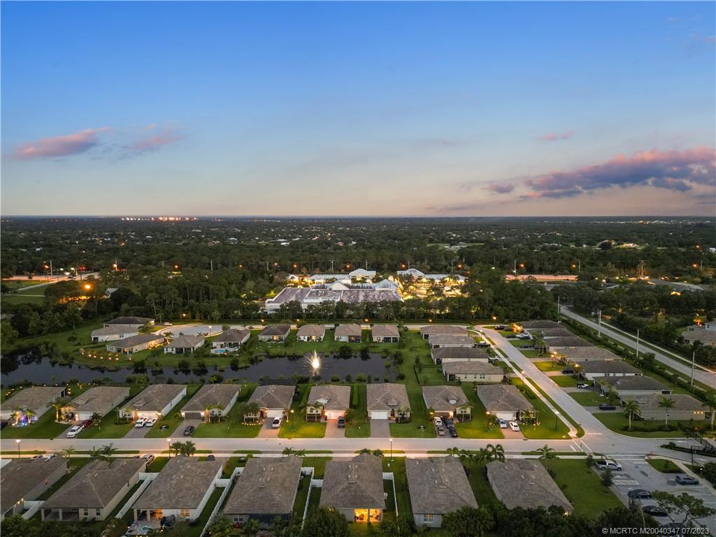 2375 SW Strawberry Terrace