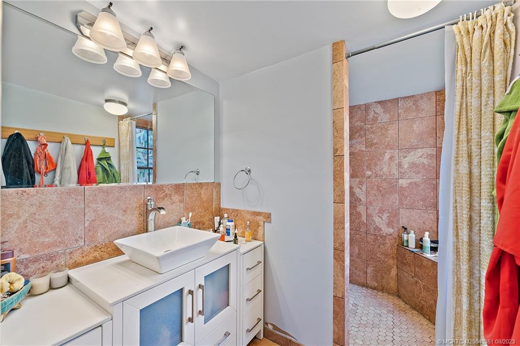 13793 S Indian River Drive