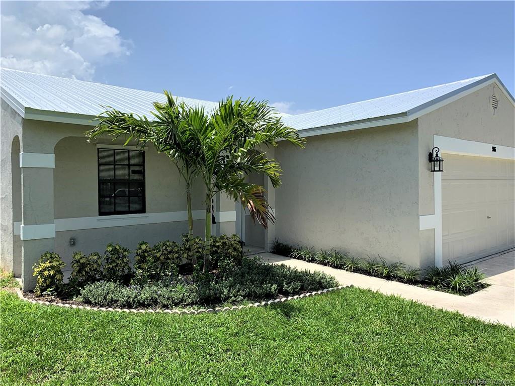 5855 SE Grafton Drive