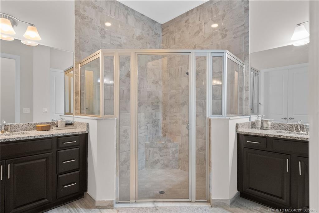 4823 SW Millbrook Lane