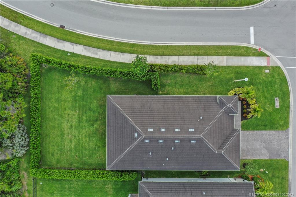 4823 SW Millbrook Lane