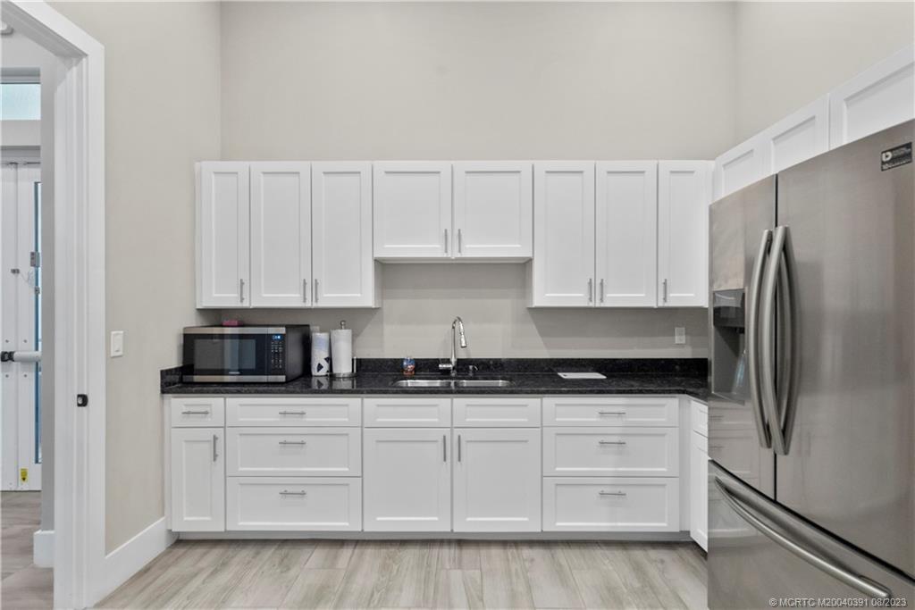 4823 SW Millbrook Lane