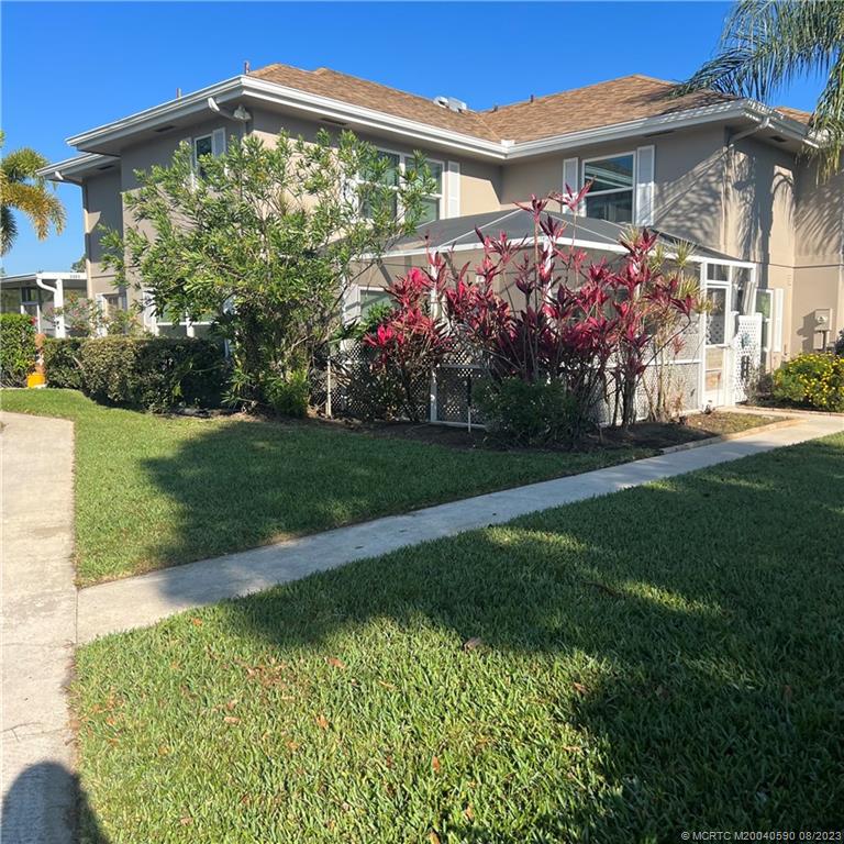 3301 SW Sunset Trace Circle