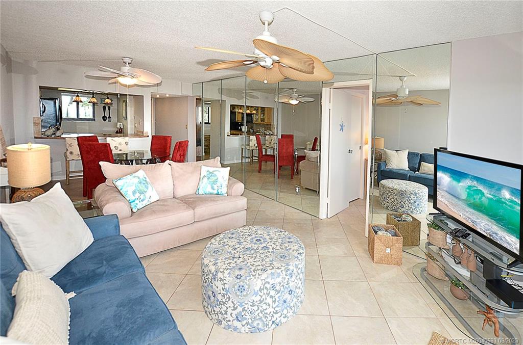 10102 S Ocean Drive 202A