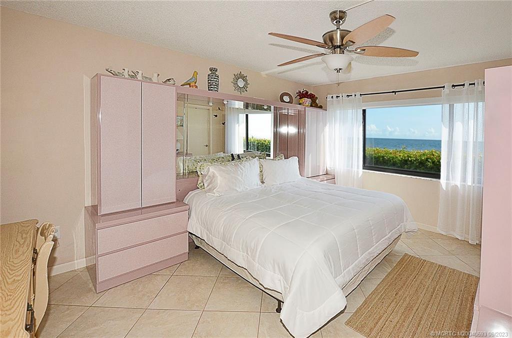 10102 S Ocean Drive 202A