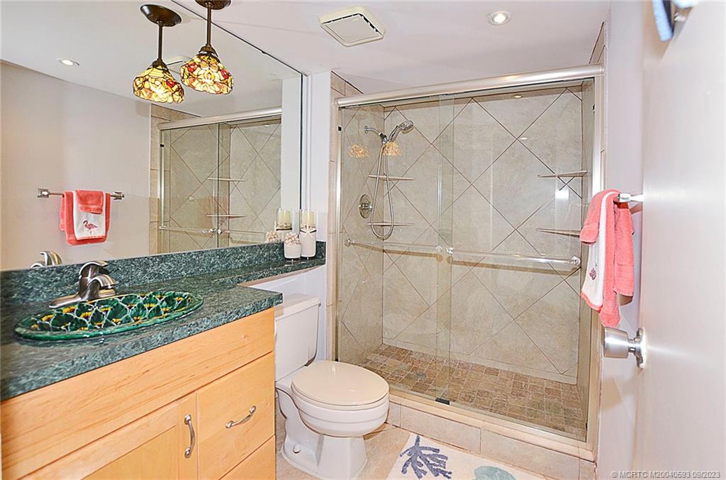 10102 S Ocean Drive 202A