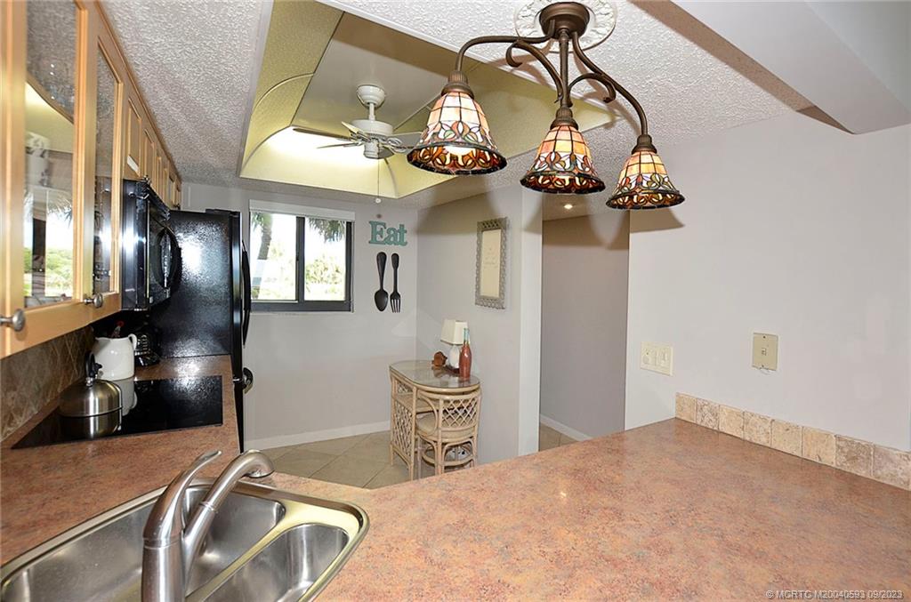 10102 S Ocean Drive 202A