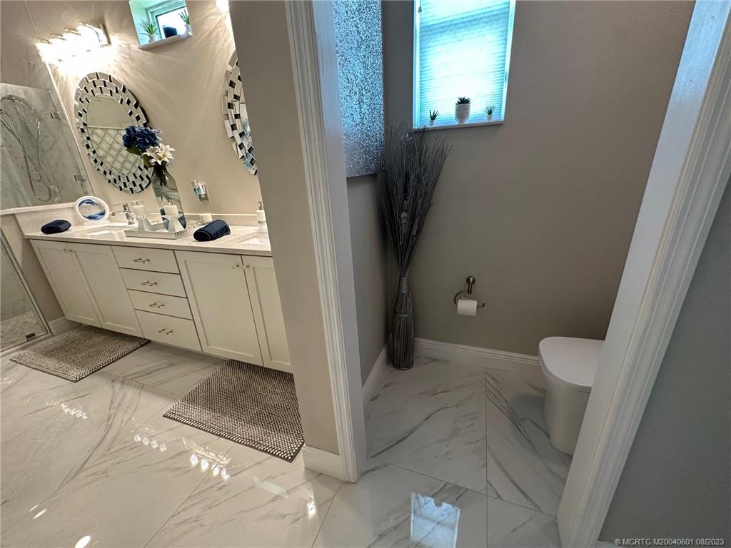 9668 SW Chestwood Avenue