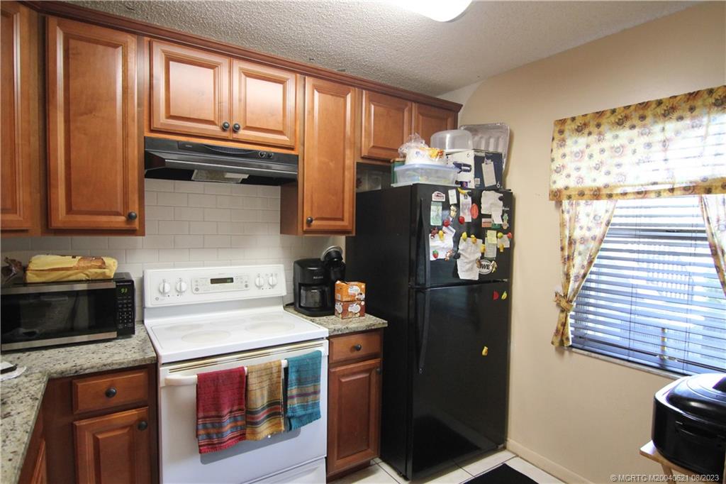 3161 SE Aster Lane 1203