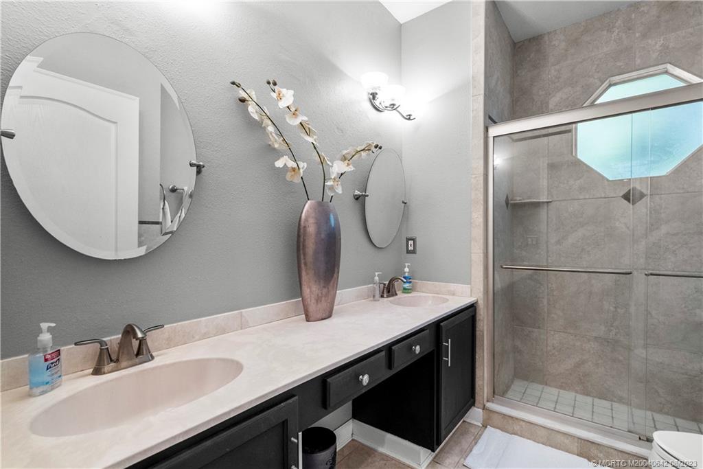 362 NW Dewburry Terrace