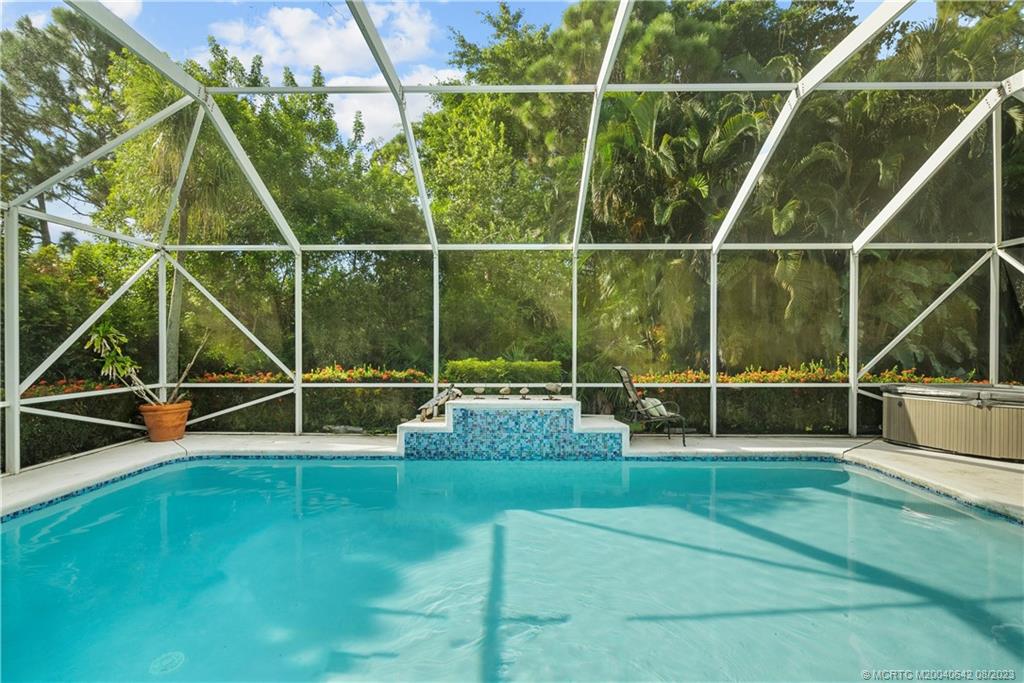 362 NW Dewburry Terrace