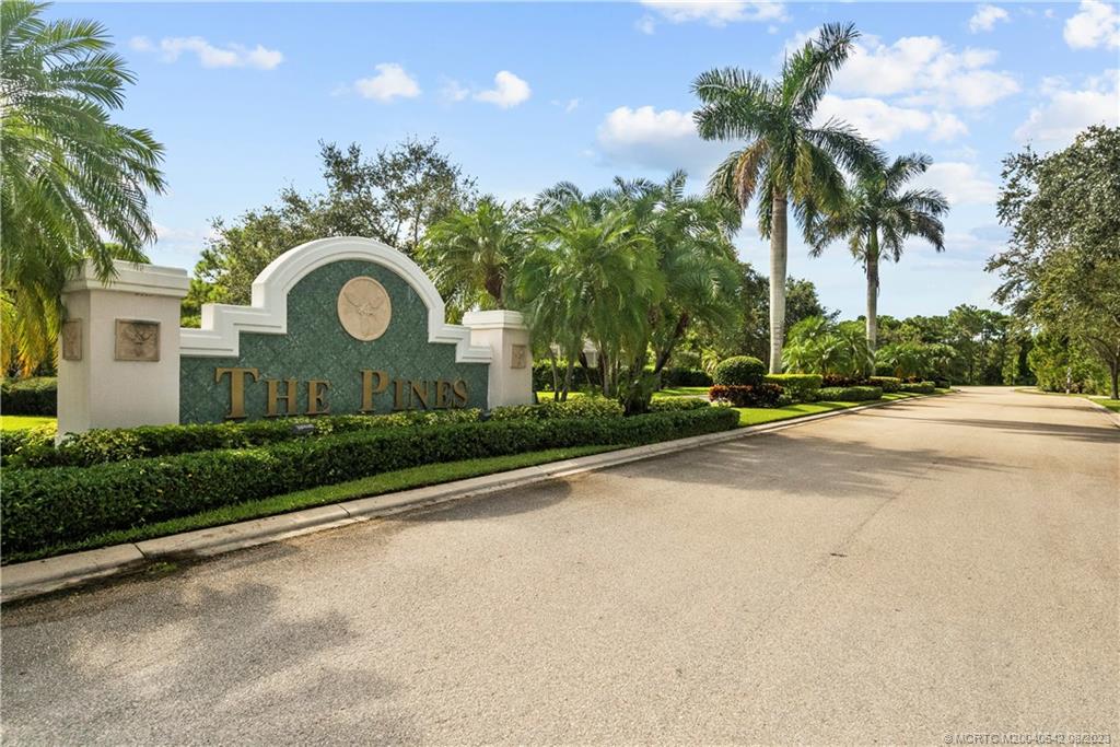 362 NW Dewburry Terrace