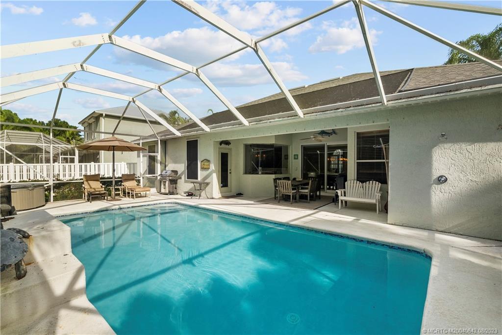 362 NW Dewburry Terrace