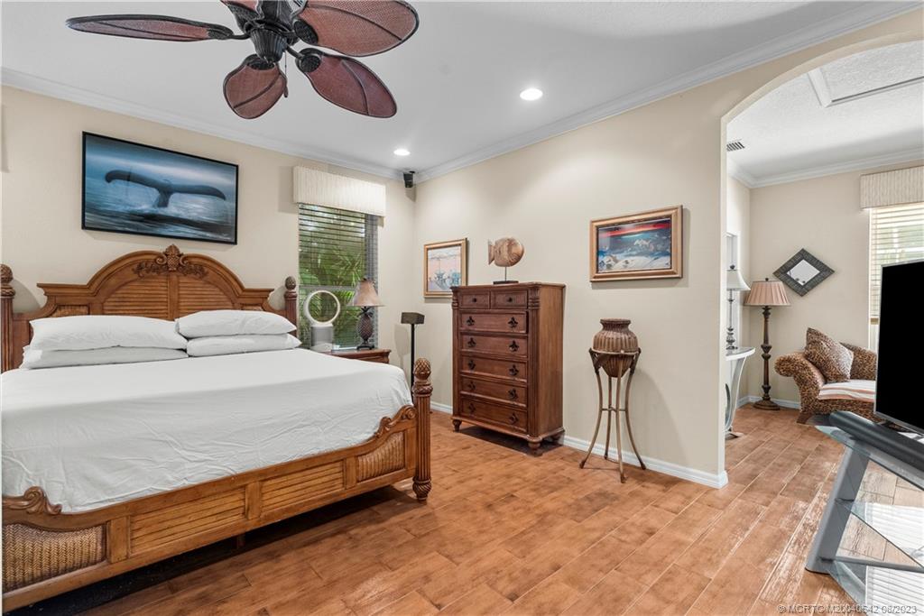 362 NW Dewburry Terrace