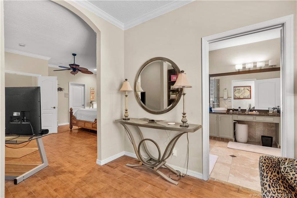 362 NW Dewburry Terrace