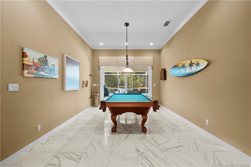 362 NW Dewburry Terrace