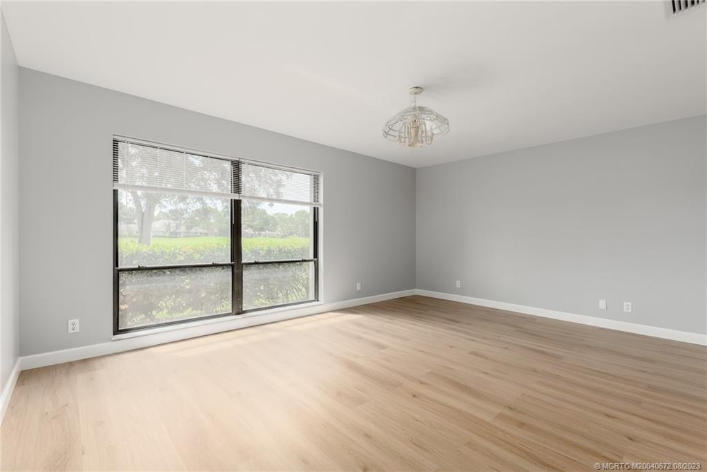 2711 SW Egret Pond Circle