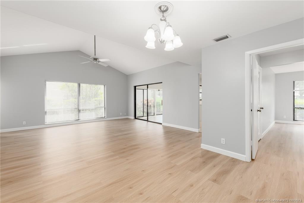 2711 SW Egret Pond Circle