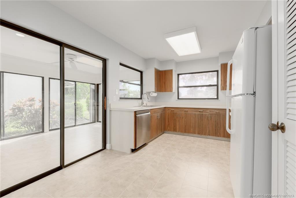 2711 SW Egret Pond Circle