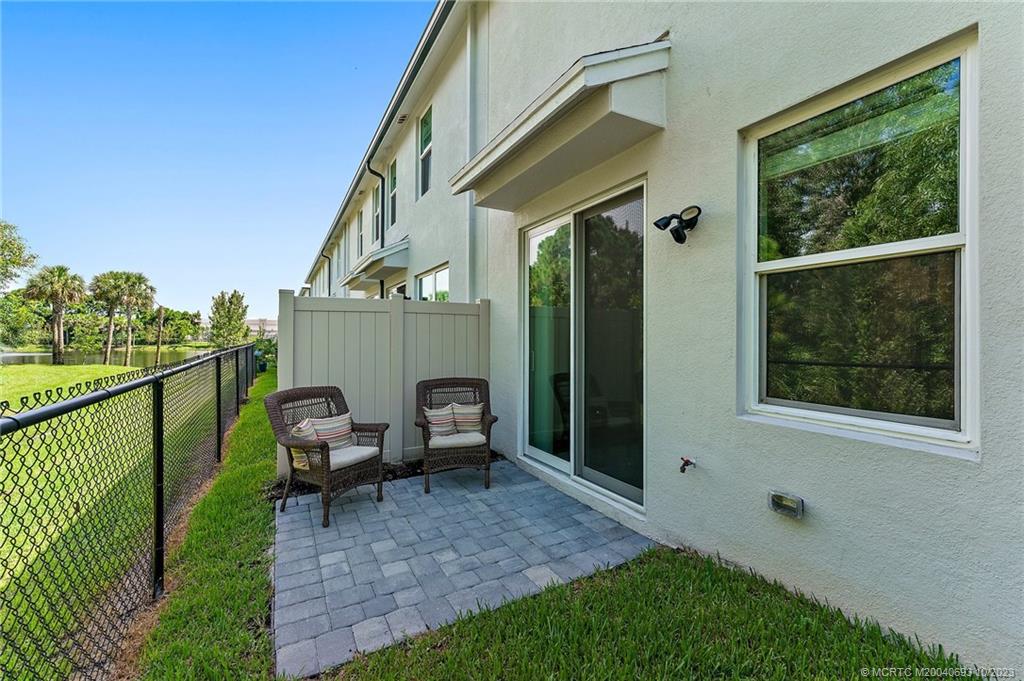 3917 SE Mentmore Lane