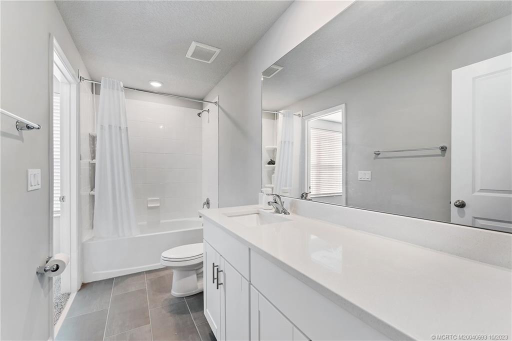 3917 SE Mentmore Lane