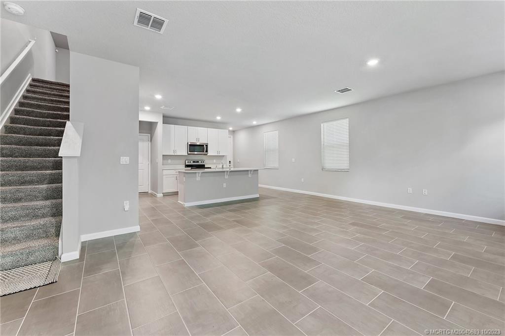 3917 SE Mentmore Lane